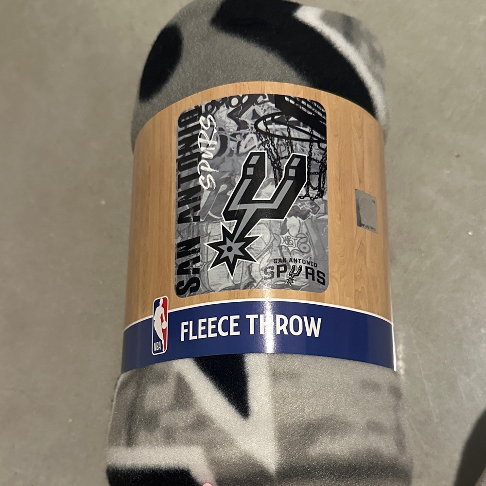 SPURS Fleece Throw Blanket - Black and Gray